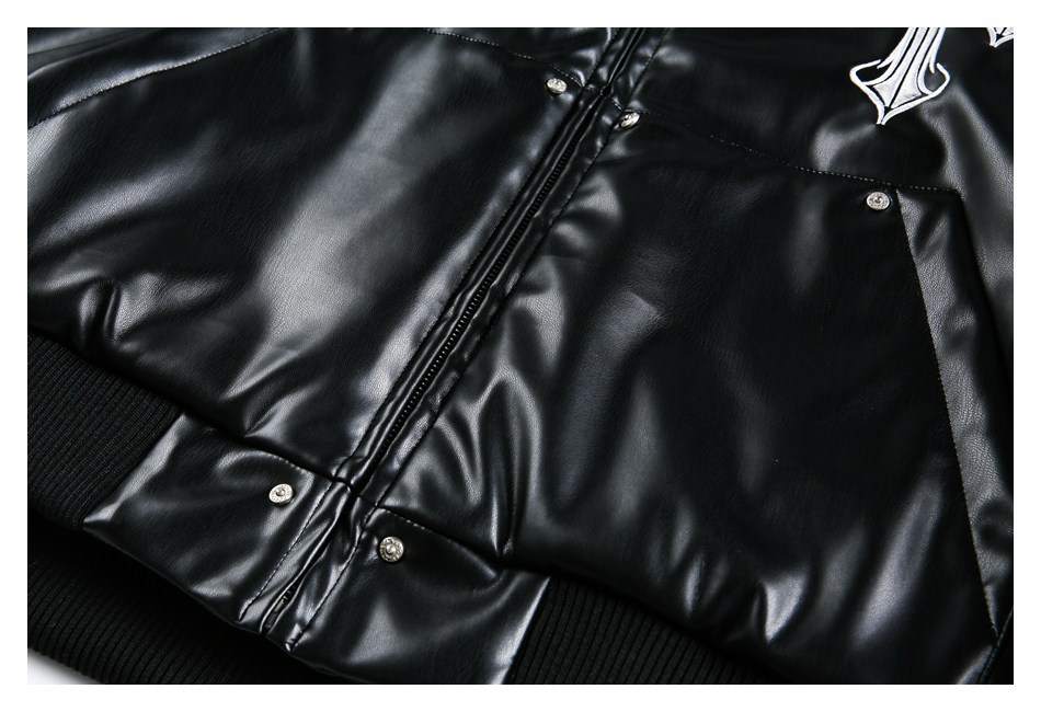 クロノスグラフィティシェルボアフーディ