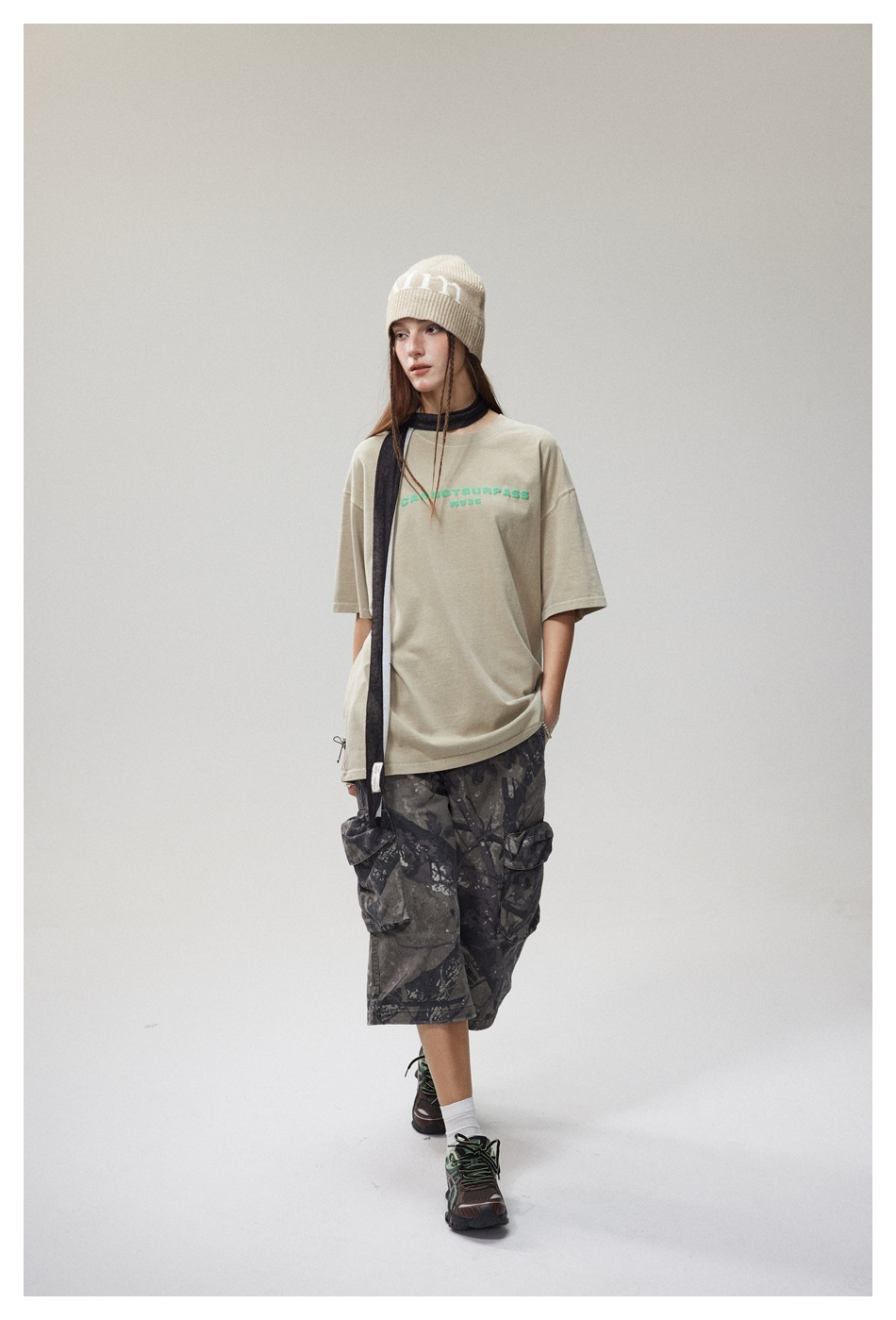 ネオングラフィック アシッドプリントTシャツ