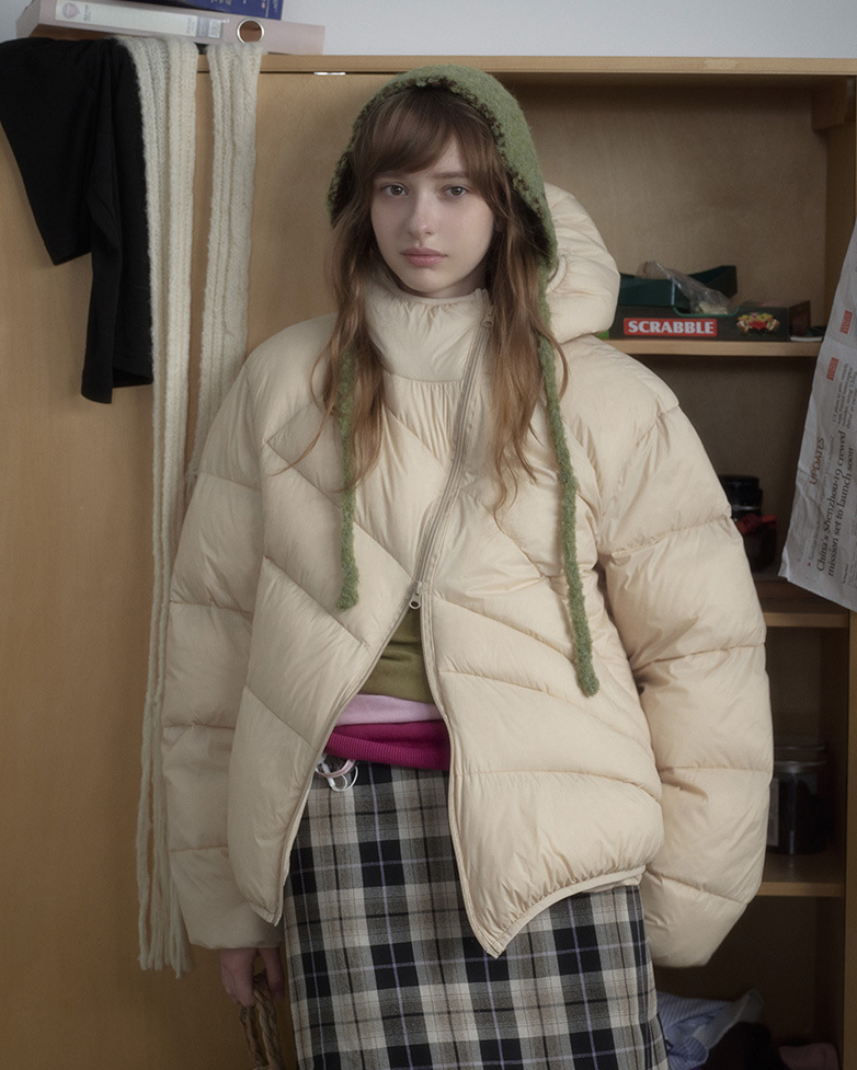 クロスフォームエアリーダウンフード